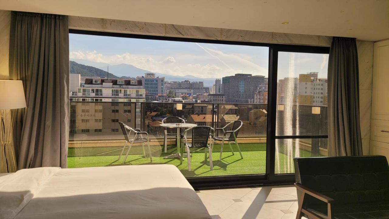 Jeju Cullinan Hotel מראה חיצוני תמונה